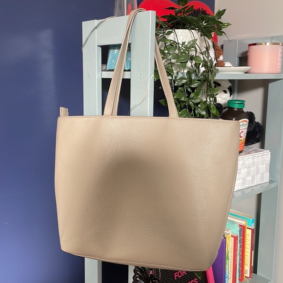 Tote Bag from Armani Exchange - Picture 2 of 2